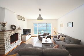 HOUSE 44 Apartments