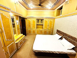 Millionaire Homestay