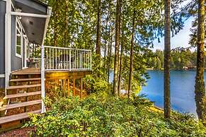 Phillips Lake Lodge in Shelton