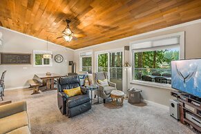 Phillips Lake Lodge in Shelton