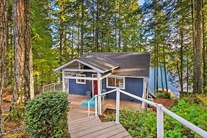 Phillips Lake Lodge in Shelton