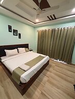 The Leisure Cave Arambol Goa