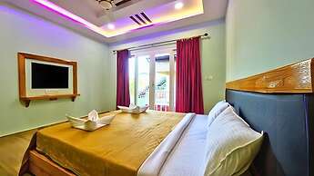 The Leisure Cave Arambol Goa