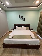 The Leisure Cave Arambol Goa