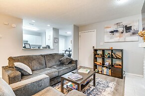 2 Mi to Texas A&M University: Condo w/ Pool!
