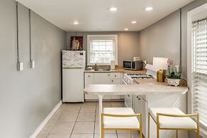 2 Mi to Dtwn Pensacola: Dog-friendly Apartment