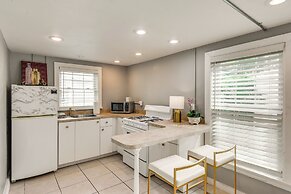 2 Mi to Dtwn Pensacola: Dog-friendly Apartment