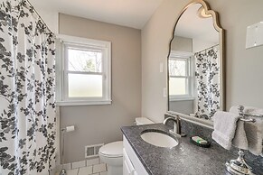 4 Mi to Churchill Downs: Updated Retreat w/ Deck!