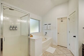 Private Acreage, Pergola & Fire Pit: Baytown Home