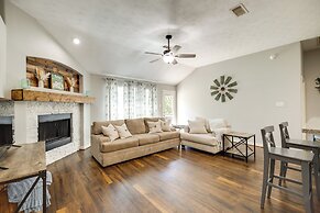 Private Acreage, Pergola & Fire Pit: Baytown Home