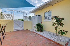 Dogs Welcome, Steps to Beach: Cocoa Beach Retreat!