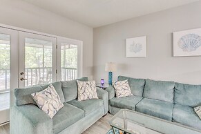 3 Mi to Cherry Grove Beach: Coastal Condo Retreat!