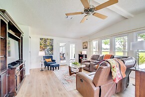 Hilltop Golf Course Cottage in The Villages!