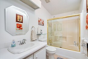 Hilltop Golf Course Cottage in The Villages!