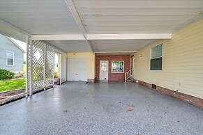 Hilltop Golf Course Cottage in The Villages!