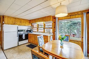 Mountain Retreat at Base of Pikes Peak!