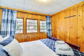 Mountain Retreat at Base of Pikes Peak!