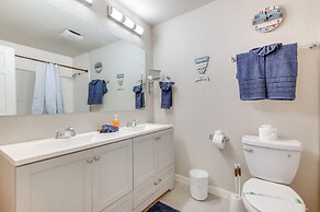 5 Mi to Beach: Retreat w/ Pool in Merritt Island