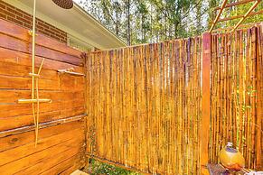 5 Mi to Lake Keowee: Stylish Salem Home w/ Yard!