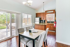 Patio, Fire Pit & Yard: Family Home in Pearland