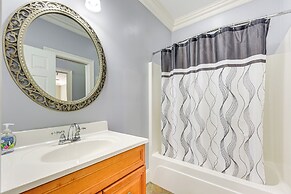 5 Mi to Beach: Spacious Home on Hilton Head Island