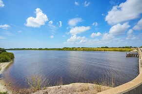 Boat & Fish: Canal-front Home on River
