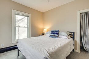 Walk to Dtwn Green Lake: Peaceful Getaway w/ Porch