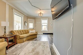 Walk to Dtwn Green Lake: Peaceful Getaway w/ Porch