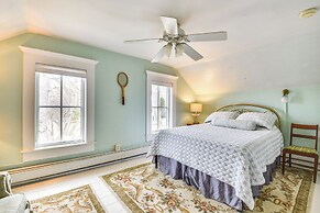 3 Blocks to Lake Ontario: Getaway in Cape Vincent!