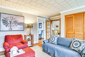 3 Blocks to Lake Ontario: Getaway in Cape Vincent!