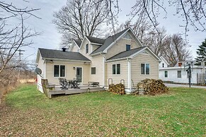 3 Blocks to Lake Ontario: Getaway in Cape Vincent!