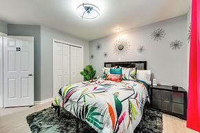 9 Mi to Charlotte Motor Speedway: Apt w/ Deck!