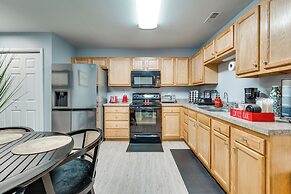 9 Mi to Charlotte Motor Speedway: Apt w/ Deck!