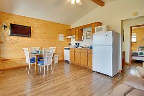 Close to River & Hiking: Cabin in Mountain View