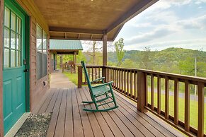 Close to River & Hiking: Cabin in Mountain View