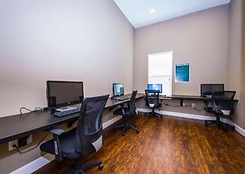 Spacious 4Bd Disney Dream With Resort Access at Lucaya 3210