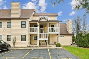 Stylish Notre Dame Condo Sleeps 6 2 Bedroom Condo