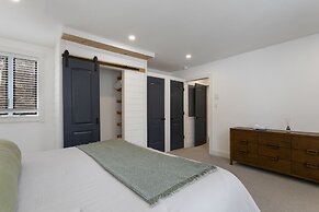 3094 Booth Falls Road 4 Bedroom Condo