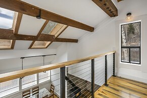 3094 Booth Falls Road 4 Bedroom Condo