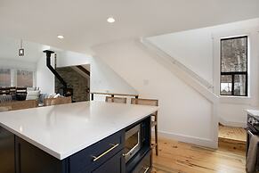 3094 Booth Falls Road 4 Bedroom Condo