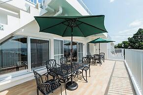 Four Season Resort Kouri