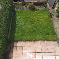 Cosy 3 Bedroom Family Home-large Garden-patio-wifi