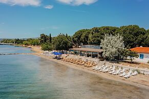 Pino Mar Luxury Bungalows
