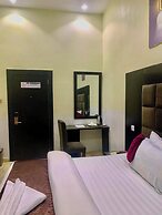 Leons Hotel and Suite