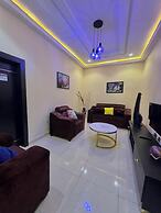 Leons Hotel and Suite