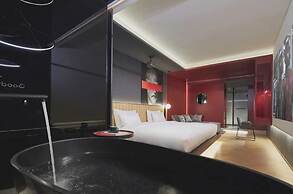 ISEYASHIYEGAOKONGJIUDIAN