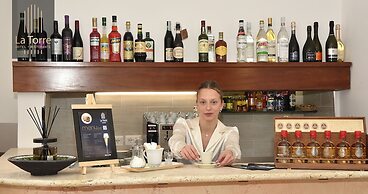 La Torre Hotel