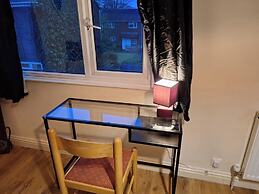 Charming Chestnut Cottage in Huntingdon