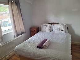 Charming Chestnut Cottage in Huntingdon