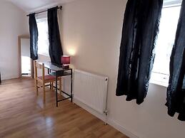 Charming Chestnut Cottage in Huntingdon